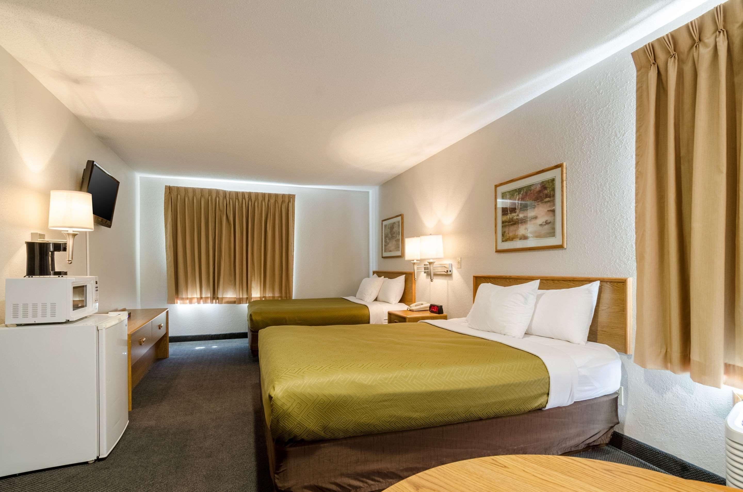 Rodeway Inn Ainsworth Eksteriør billede