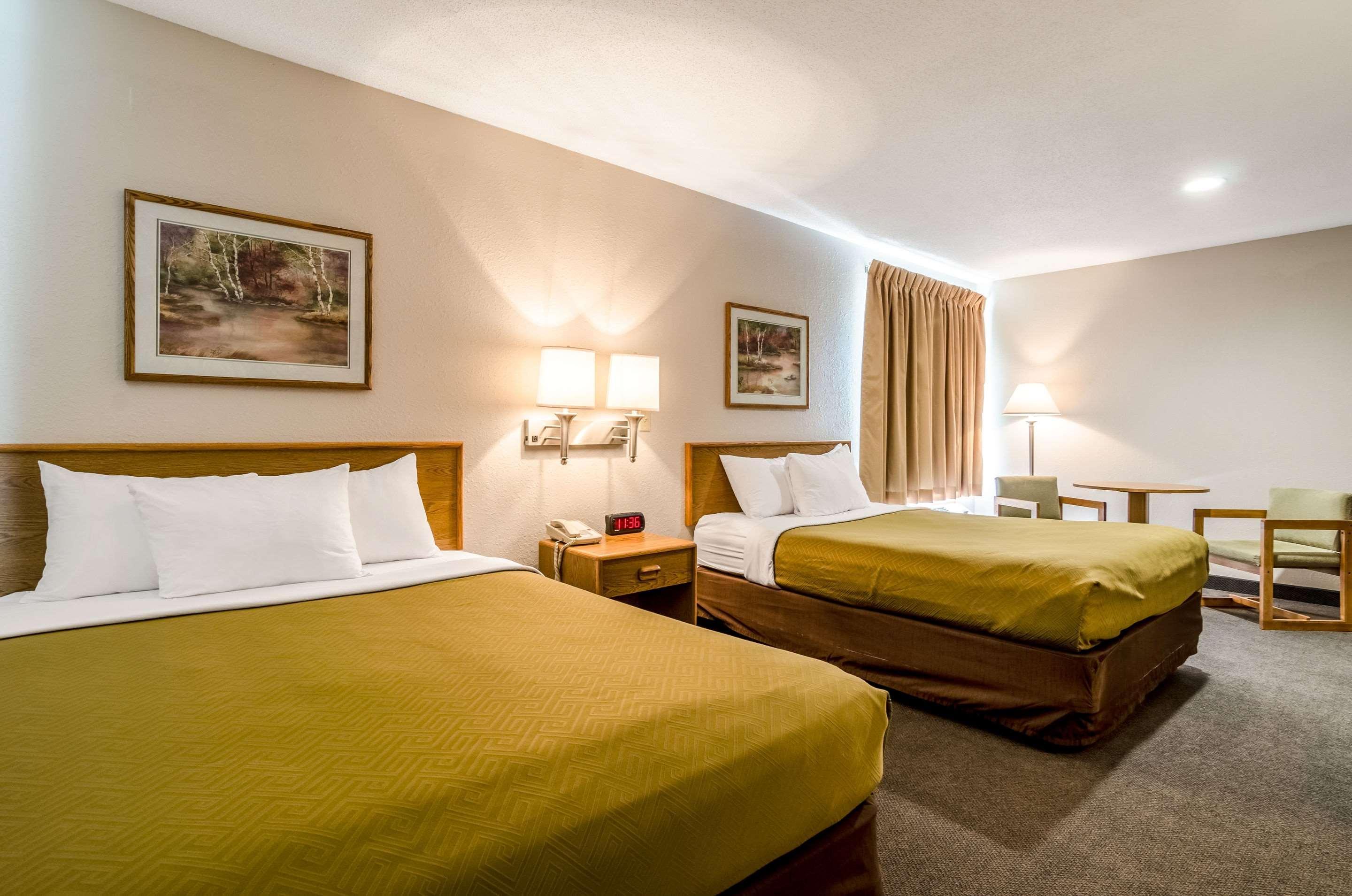Rodeway Inn Ainsworth Eksteriør billede