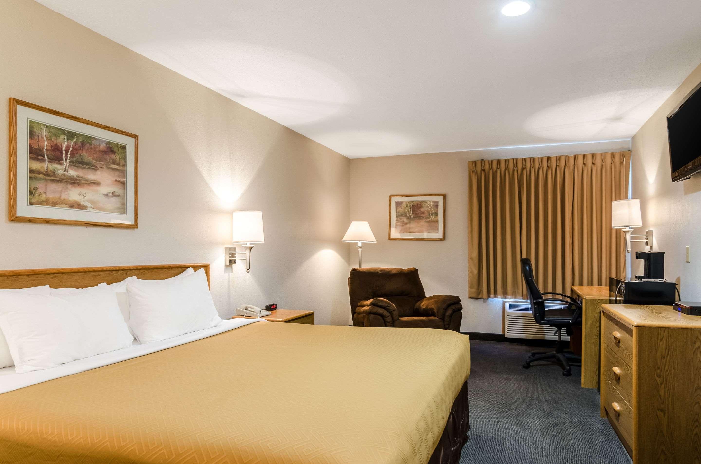 Rodeway Inn Ainsworth Eksteriør billede