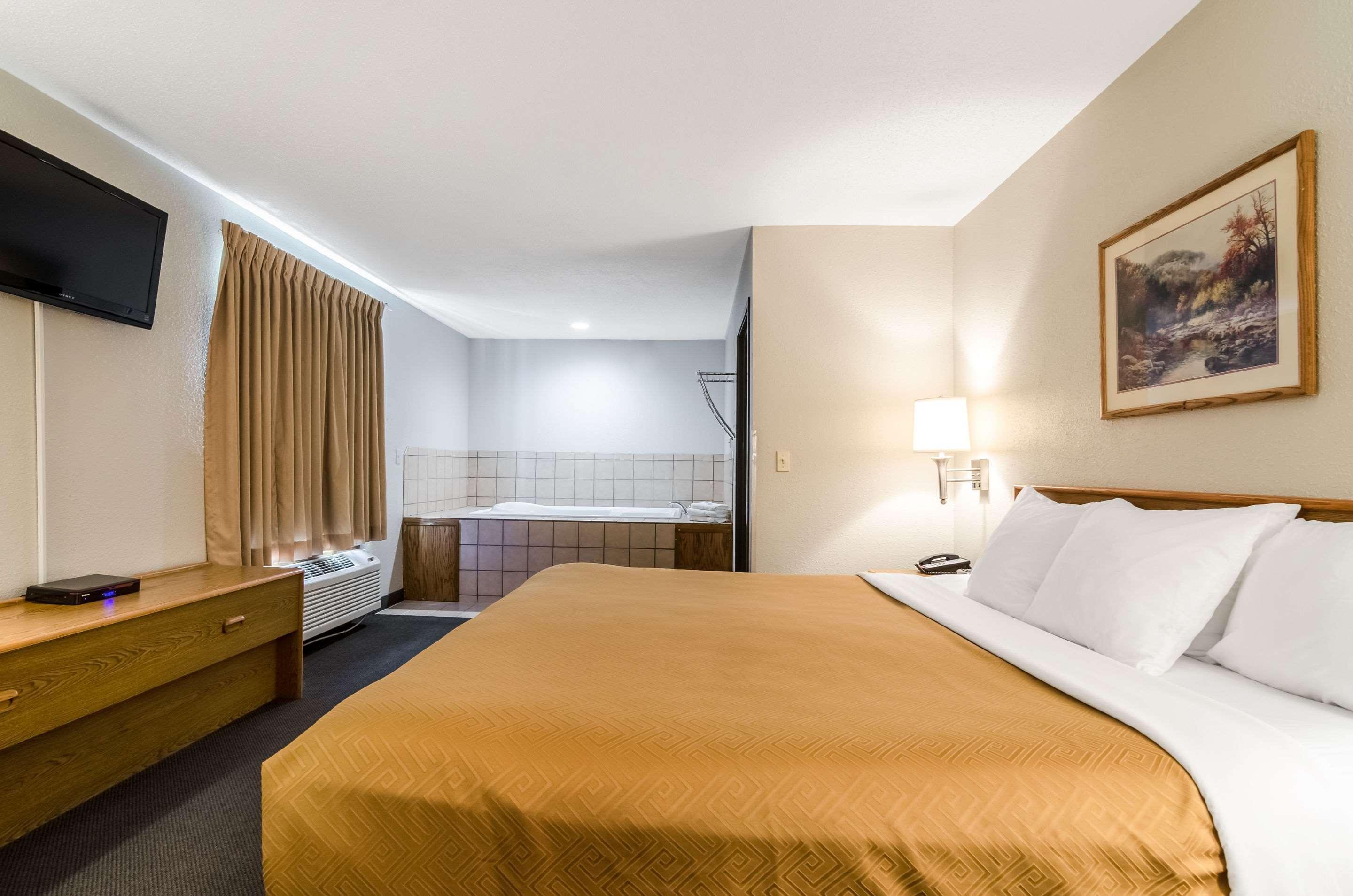 Rodeway Inn Ainsworth Eksteriør billede