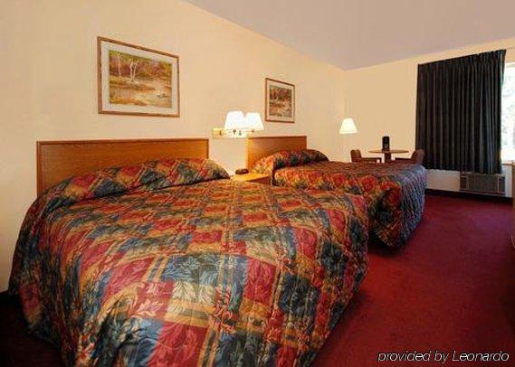 Rodeway Inn Ainsworth Værelse billede